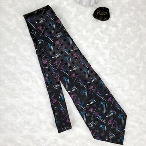 The Good Life by Russ Ski Print Tie Black